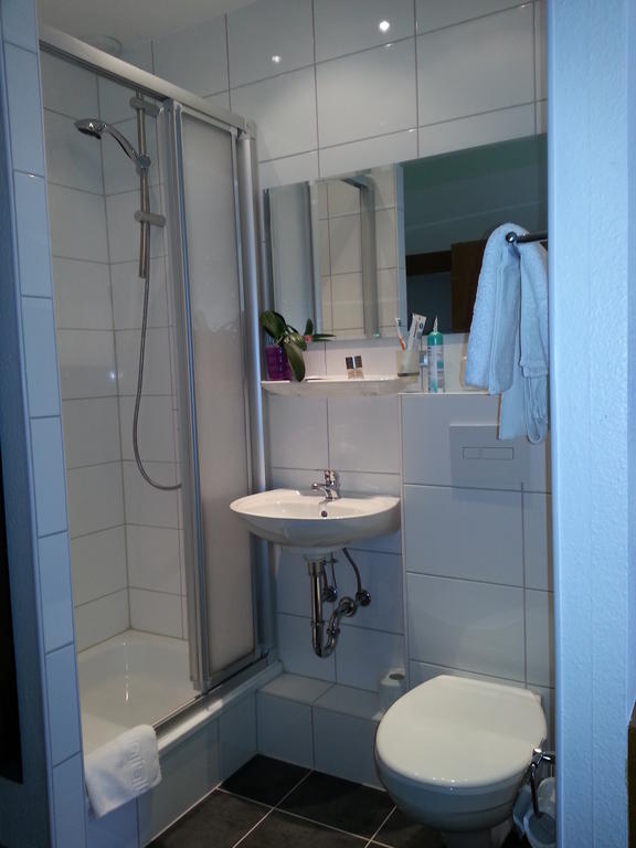 Hotel Koch Maingau Obertshausen Esterno foto