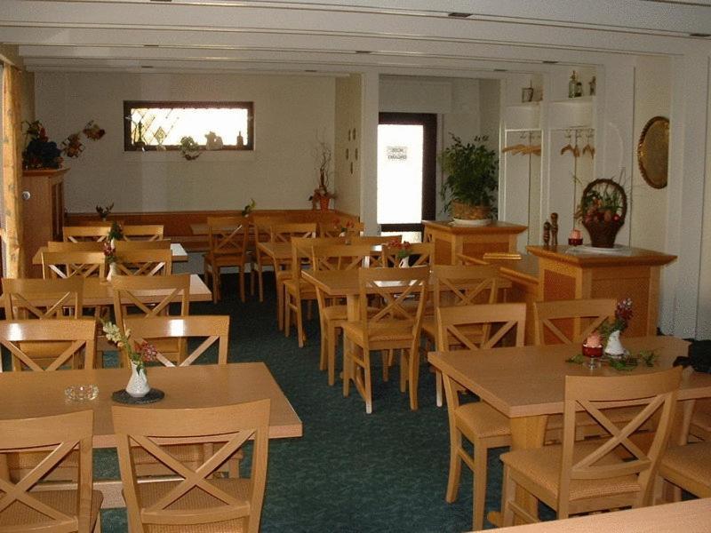 Hotel Koch Maingau Obertshausen Esterno foto